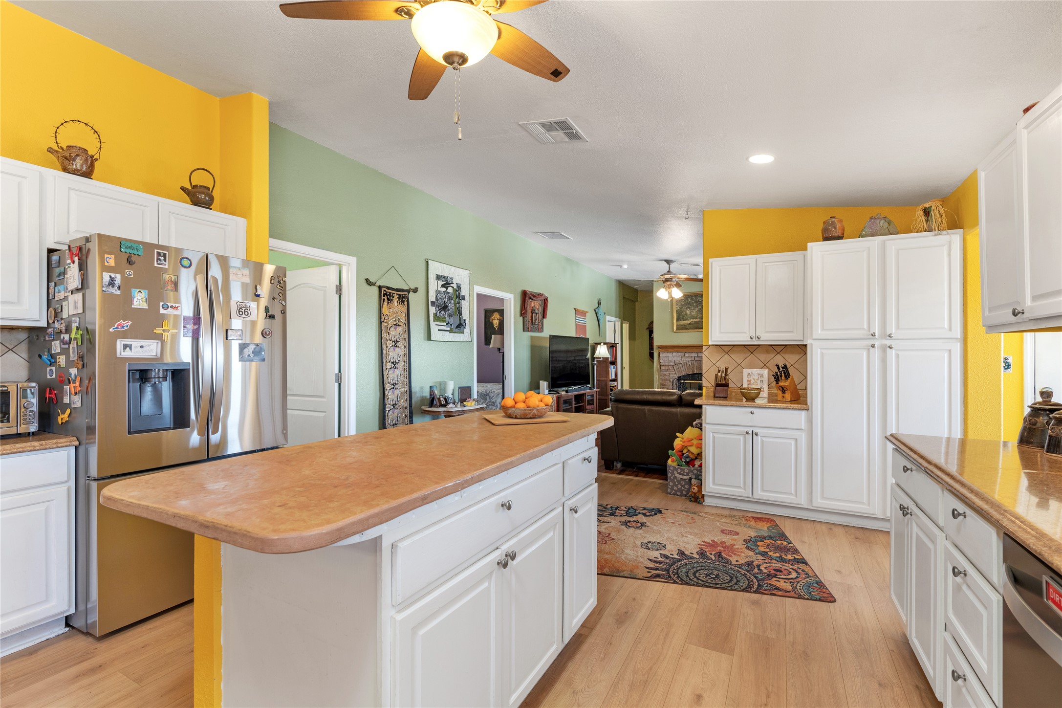 12 Apache Ridge Road Santa Fe, NM 87505 - Photo 15 of 69 kitchen
