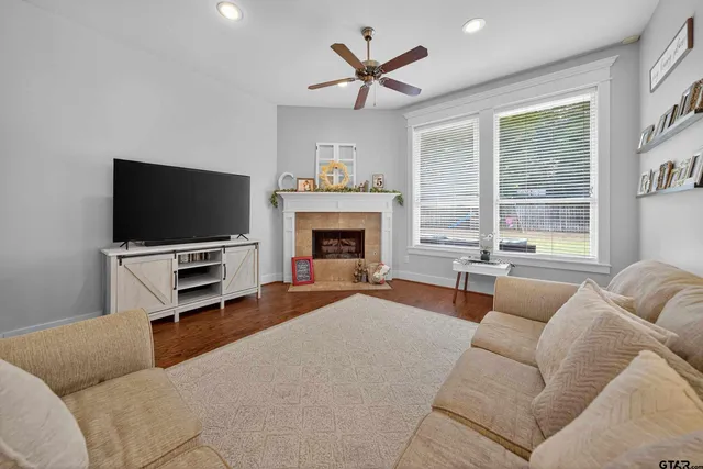 $374,000 | 10926 Westhaven Circle, Flint, TX 75762