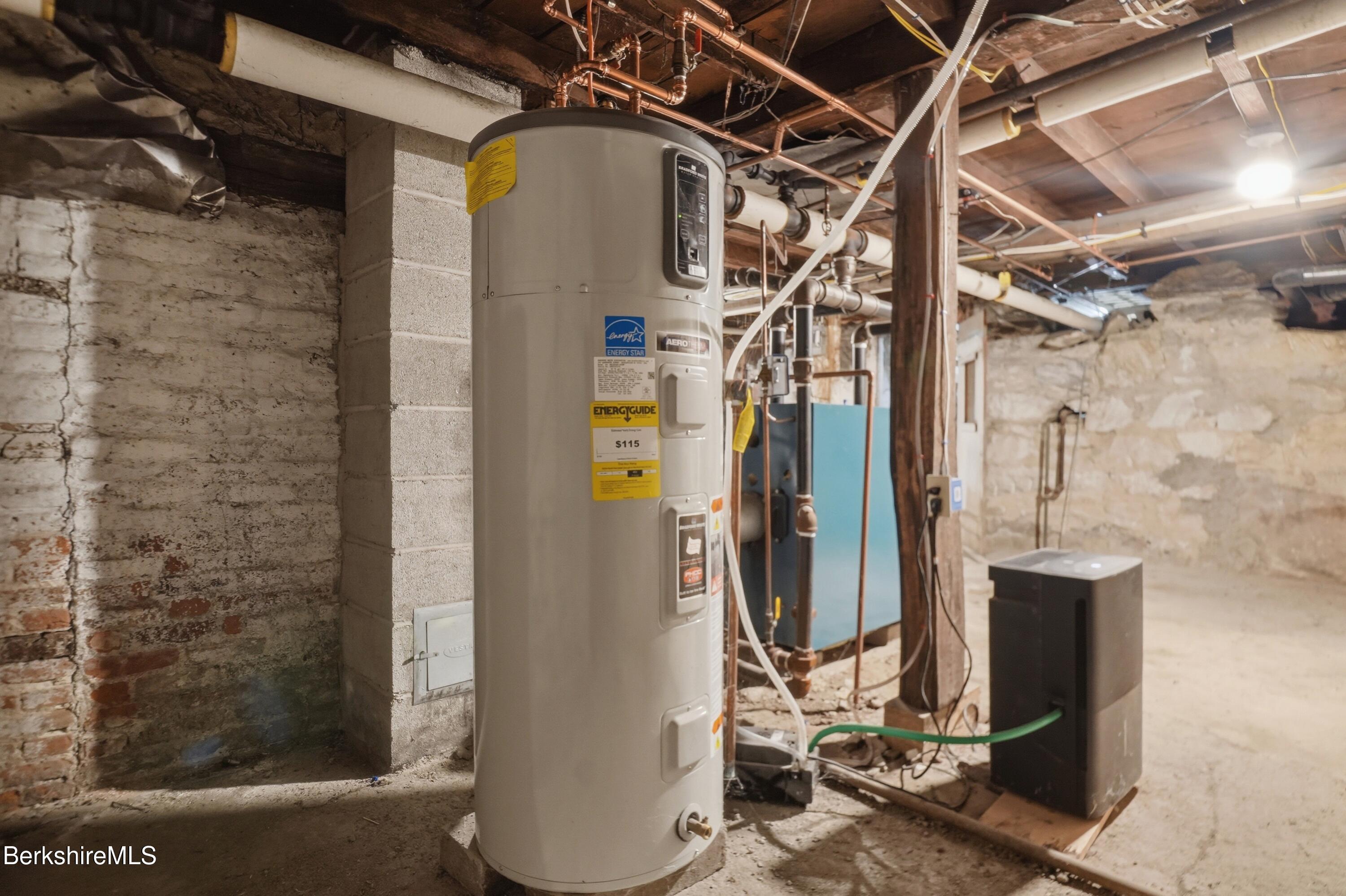 4 Stockbridge Road West Stockbridge, MA 01266 - Photo 93 of 94 Hot Water System