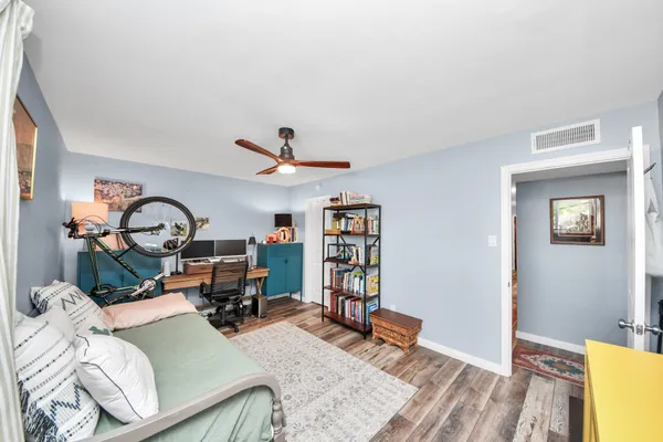 $239,500 | 3224 Timmons Lane, Unit 168, Houston, TX 77027