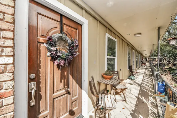 $239,500 | 3224 Timmons Lane, Unit 168, Houston, TX 77027