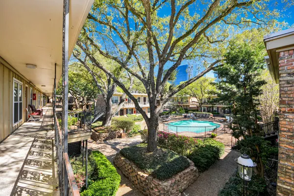 $239,500 | 3224 Timmons Lane, Unit 168, Houston, TX 77027