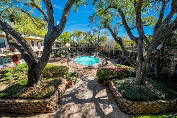 $239,500 | 3224 Timmons Lane, Unit 168, Houston, TX 77027