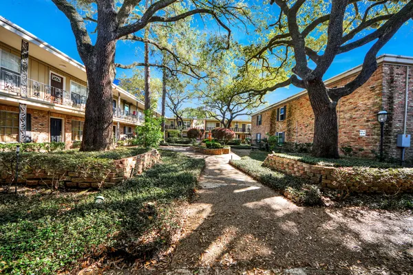 $239,500 | 3224 Timmons Lane, Unit 168, Houston, TX 77027
