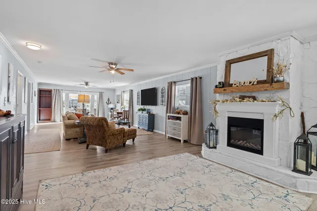 $995,000 | 205 Barefoot Lane, Atlantic Beach, NC 28512