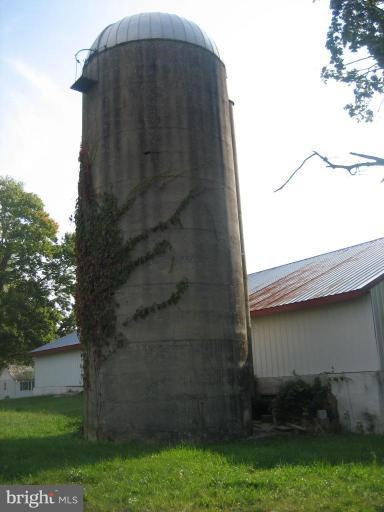 2524 Cross Section Road Westminster, MD 21158 - Photo 11 of 15 Small Silo