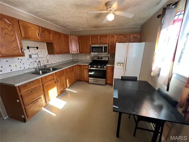 $140,000 | 600 East Adams Street, Belleville, IL 62220