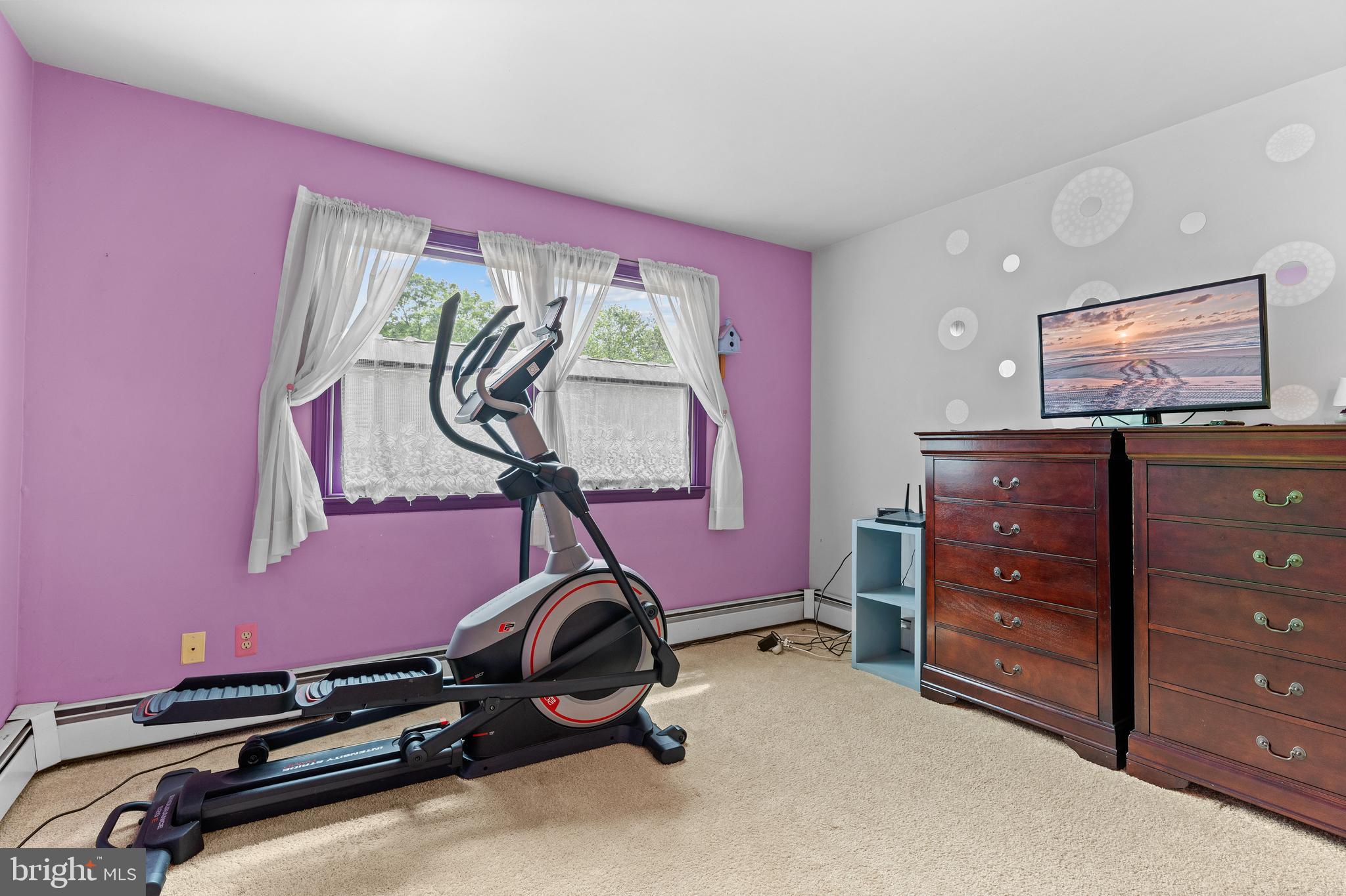 9 Jessica Court Lake Hopatcong, NJ 07849 - Photo 36 of 47 a room with gym equipment