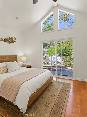 $1,699,996 | 1012 North Sunset Canyon Drive, Burbank, CA 91504