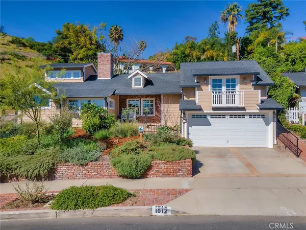 $1,699,996 | 1012 North Sunset Canyon Drive, Burbank, CA 91504
