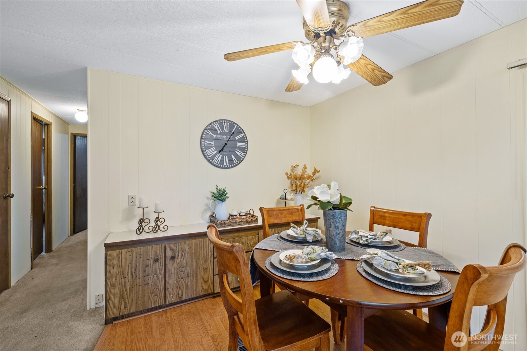 11 Juniper Mobile Estate Sequim, WA 98382 - Photo 16 of 31 a view of a dining room and kitchen