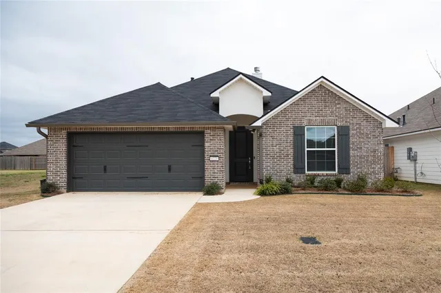 $2,375 | 4221 Toledo Bend Drive, Bossier City, LA 71111