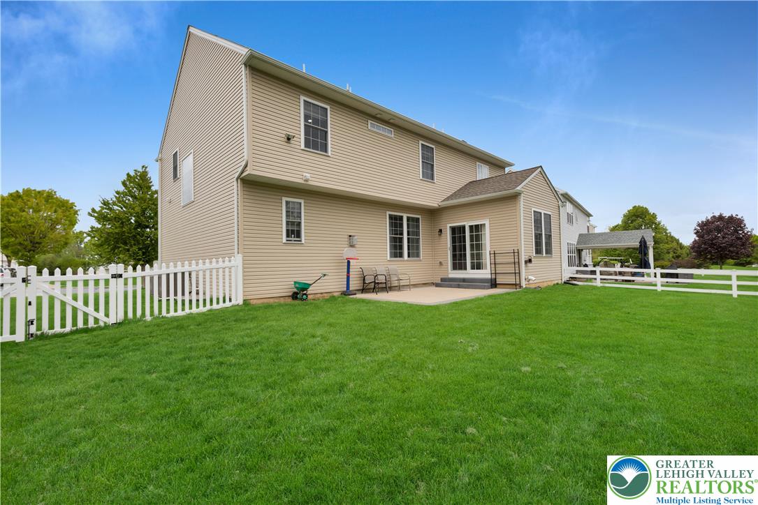 8595 Pathfinder Road Breinigsville, PA 18031 - Photo 10 of 55 Gallery Image 10