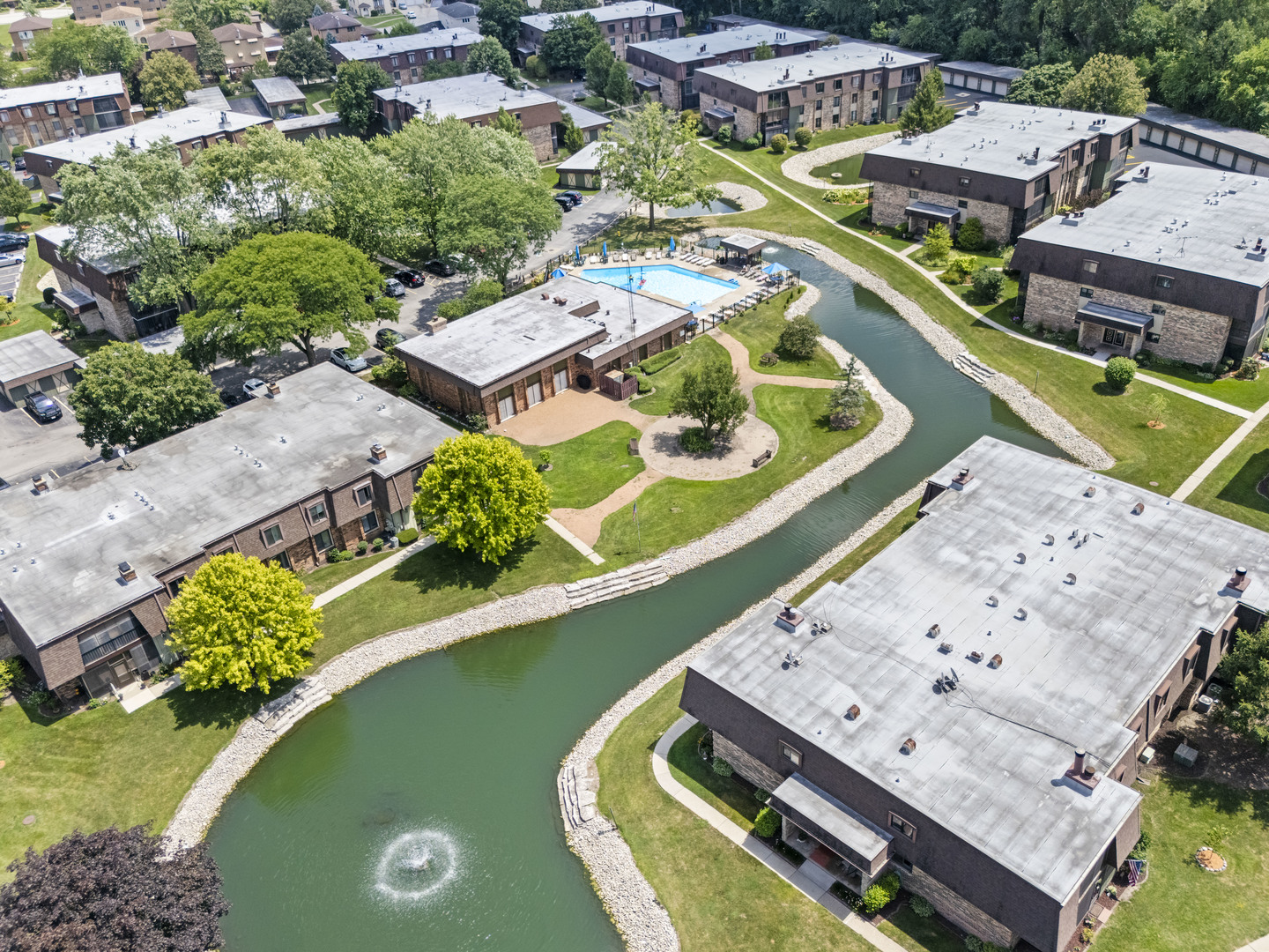 11138 Center Road, Unit D22 Palos Hills, IL 60465 - Photo 21 of 21 an aerial view of a house with a ocean view