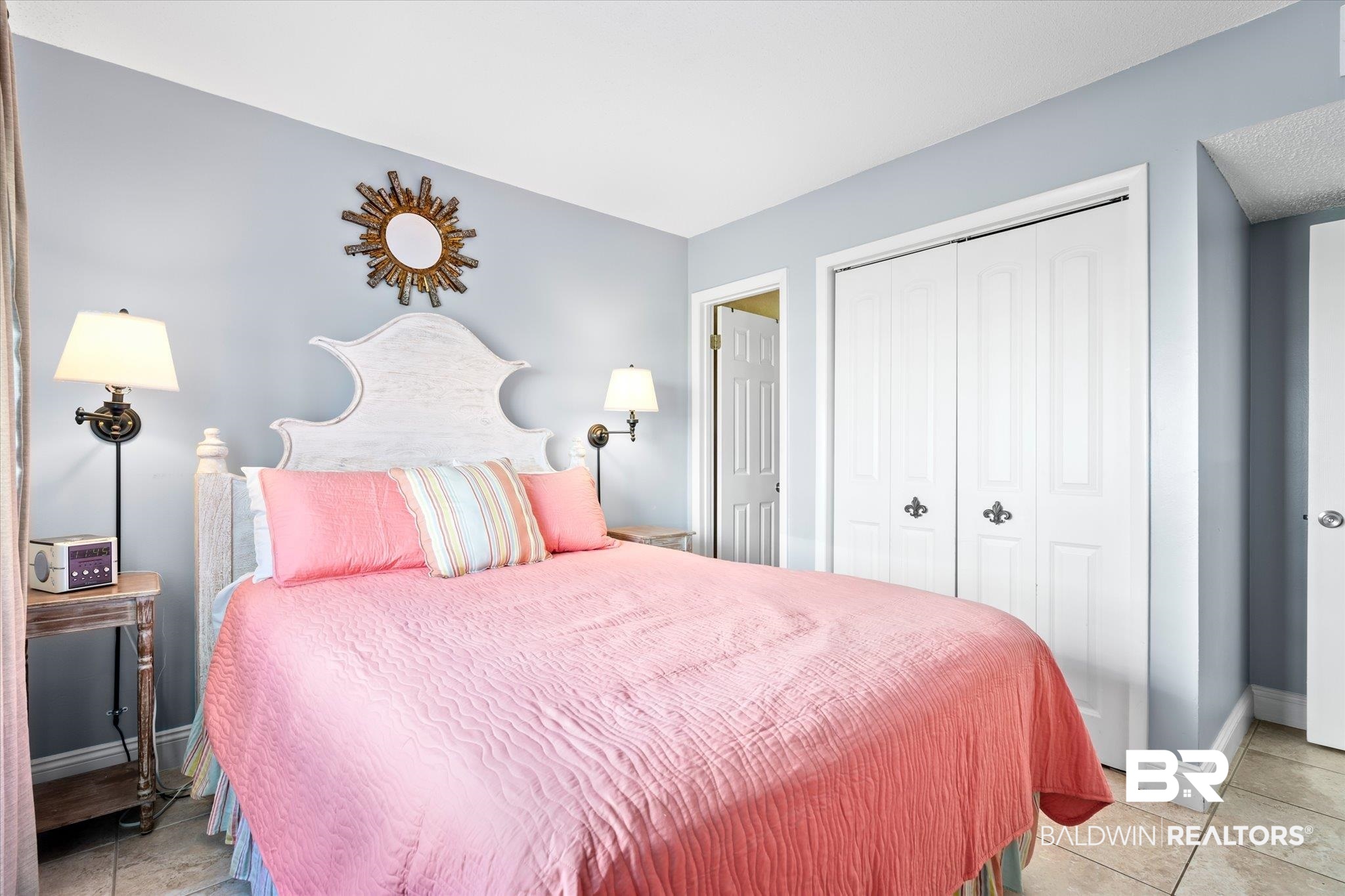 400 Plantation Road, Unit 3222 Gulf Shores, AL 36542 - Photo 8 of 31 Bedroom featuring a closet