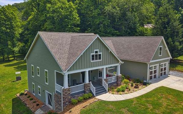 97 Weaver Creek Way Blue Ridge, GA 30513 - Photo 1 of 1 Main View