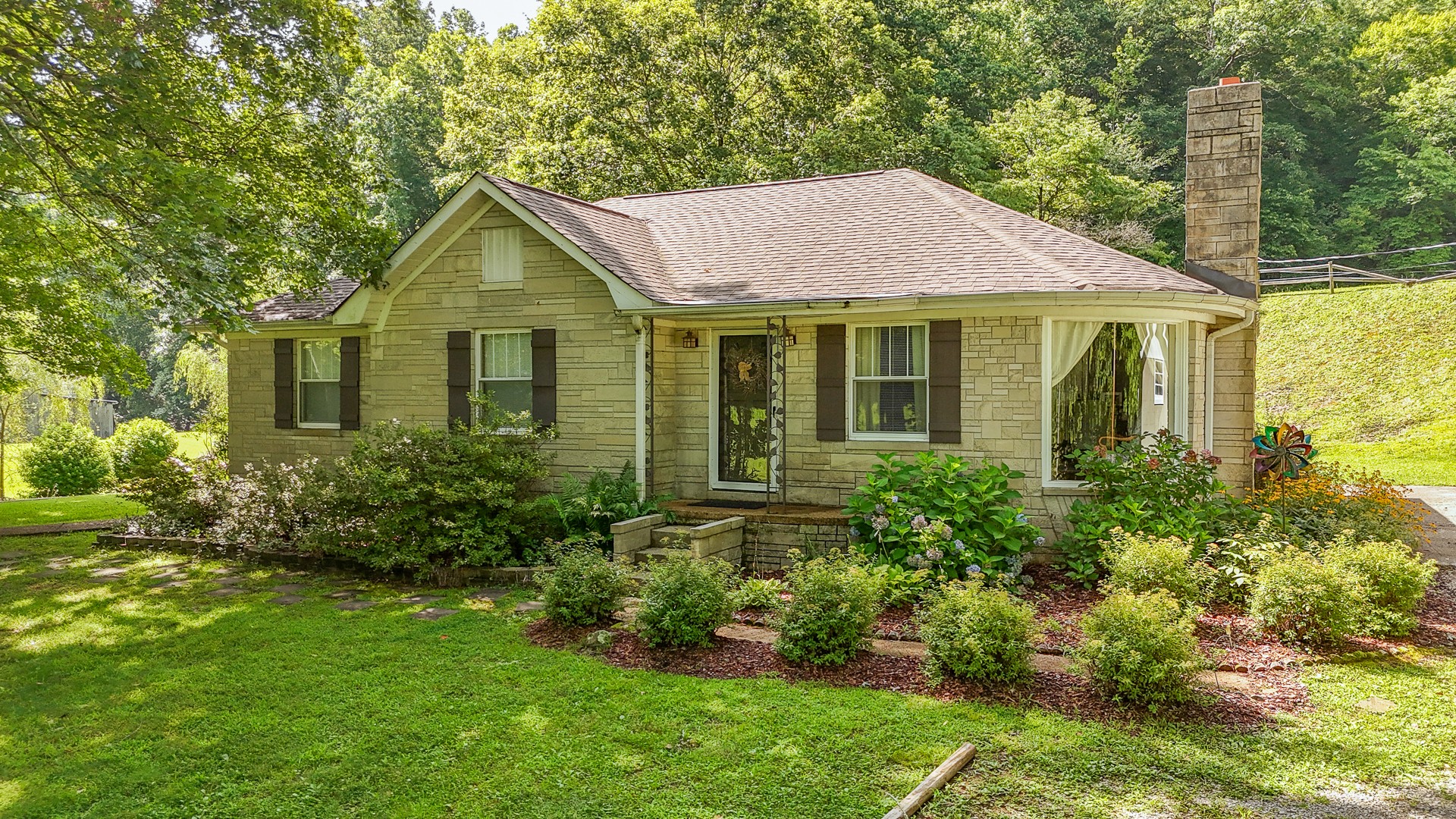 2366 Stults Branch Road Iron City, TN 38463 - Photo 2 of 96 Gallery Image 2