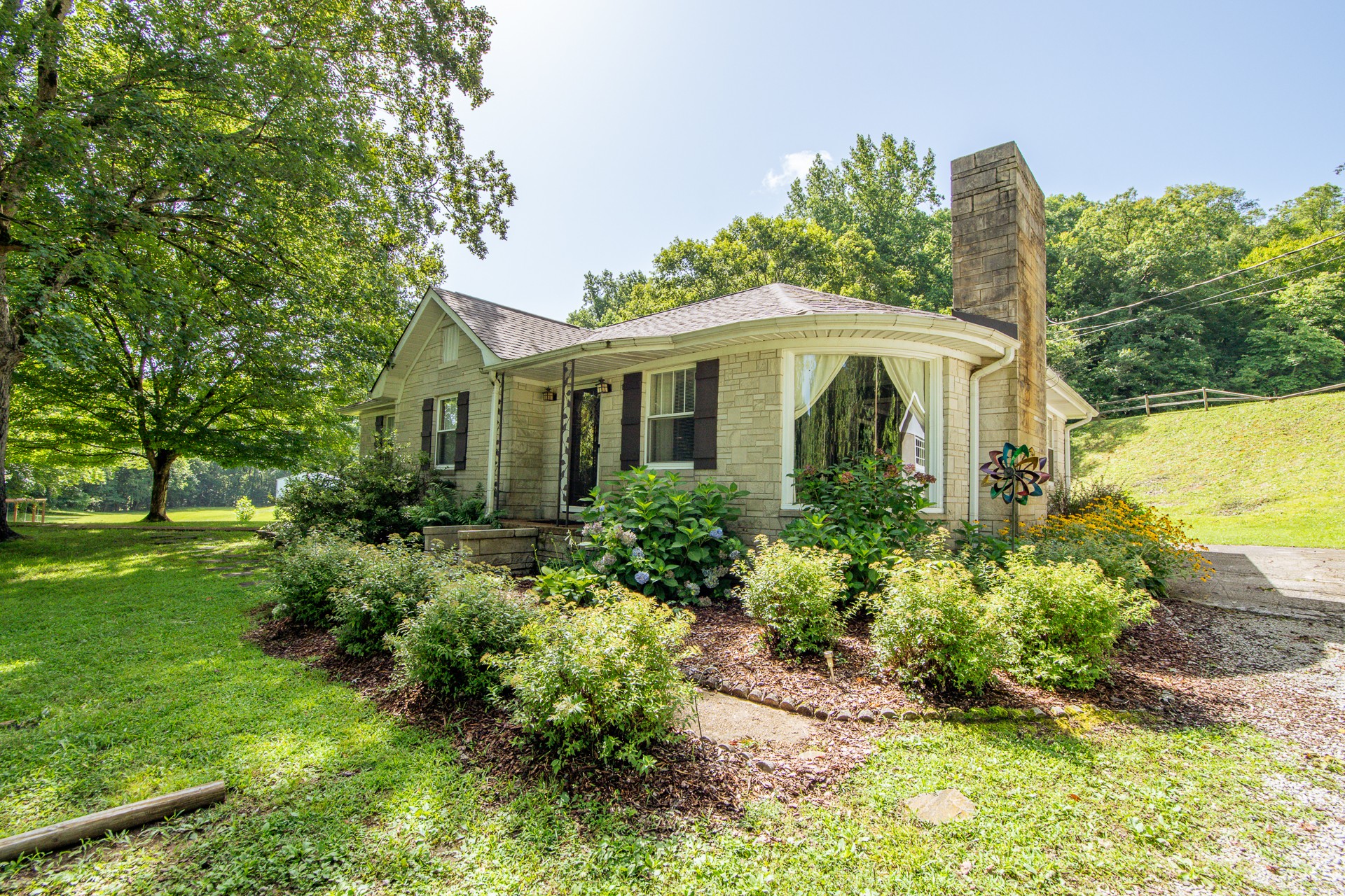 2366 Stults Branch Road Iron City, TN 38463 - Photo 4 of 96 Gallery Image 4