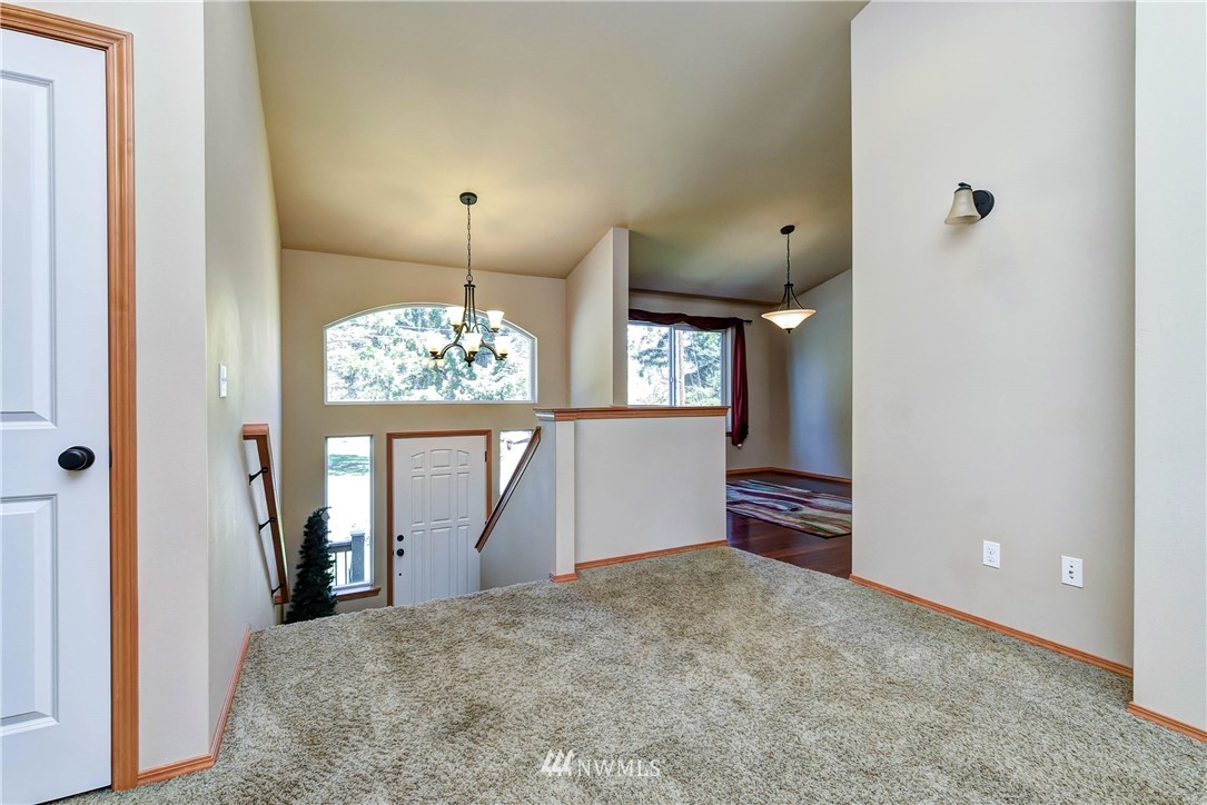 423 Rhodora Heights Road, Unit A Lake Stevens, WA 98258 - Photo 4 of 29 Gallery Image 4