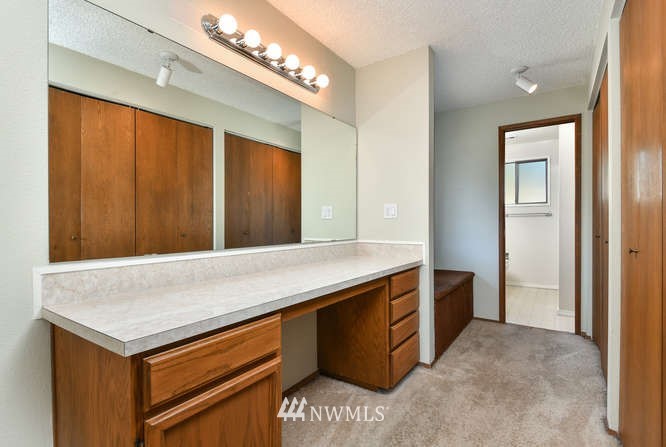 9618 122nd Avenue Southeast Renton, WA 98056 - Photo 19 of 25 Gallery Image 19