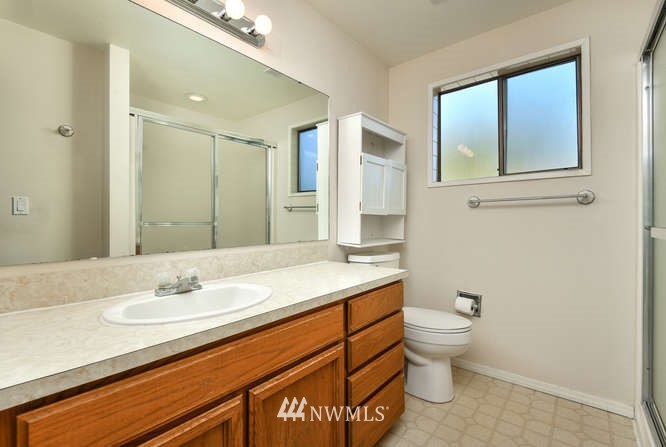 9618 122nd Avenue Southeast Renton, WA 98056 - Photo 20 of 25 Gallery Image 20