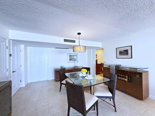 $8,000 | 3546 South Ocean Boulevard, Unit 826, South Palm Beach, FL 33480