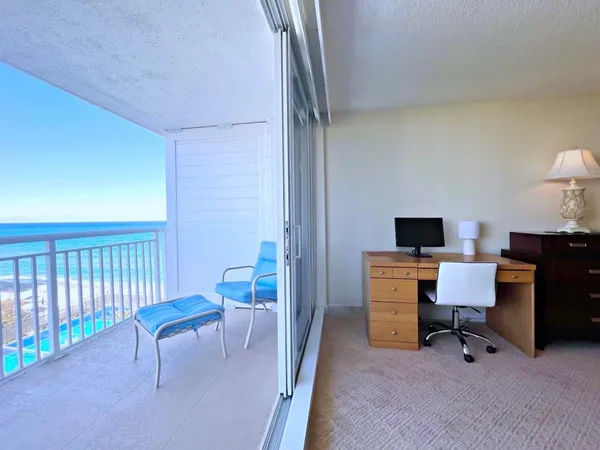 $8,000 | 3546 South Ocean Boulevard, Unit 826, South Palm Beach, FL 33480