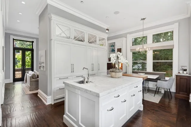 a view of entryway with wooden floor