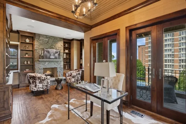 $4,995,000 | 1407 North Hoyne Avenue, Chicago, IL 60622