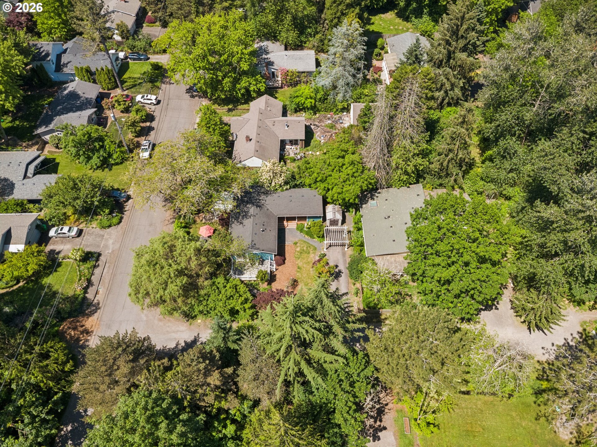 10835 Southwest 39th Avenue Portland, OR 97219 - Photo 41 of 43
