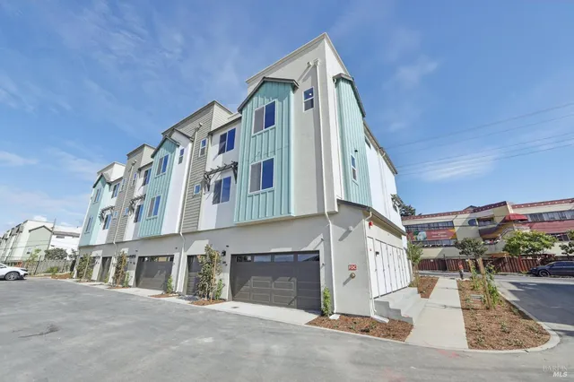 $669,990 | 5162 Blossom Circle, Richmond, CA 94804