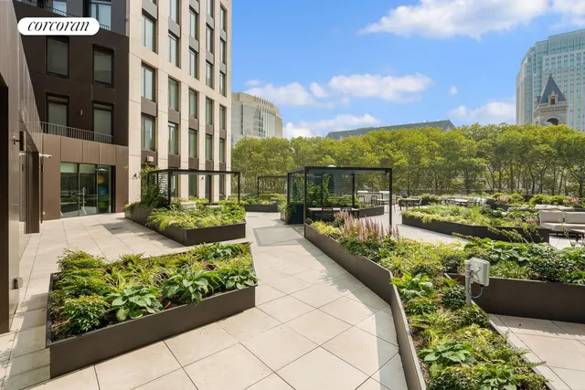 $3,699,000 | 1 Clinton Street, Unit 19A | Brooklyn Heights