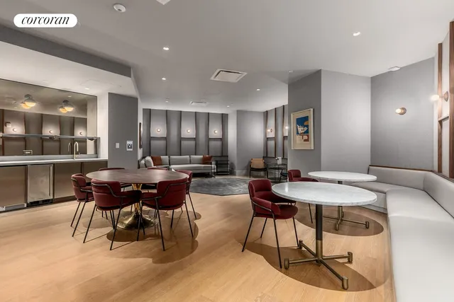 $3,699,000 | 1 Clinton Street, Unit 19A | Brooklyn Heights
