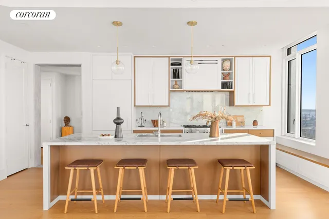 $3,699,000 | 1 Clinton Street, Unit 19A | Brooklyn Heights