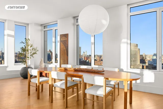 $3,699,000 | 1 Clinton Street, Unit 19A | Brooklyn Heights