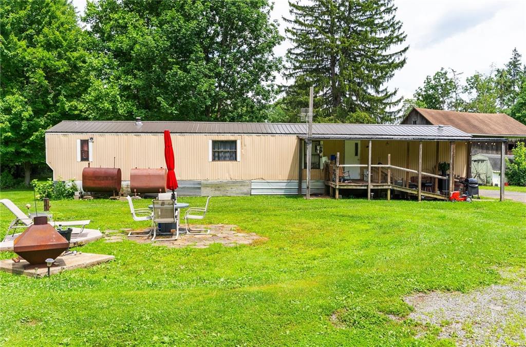 4263 Evergreen Road West Middlesex, PA 16159 - Photo 1 of 40 Gallery Image 1