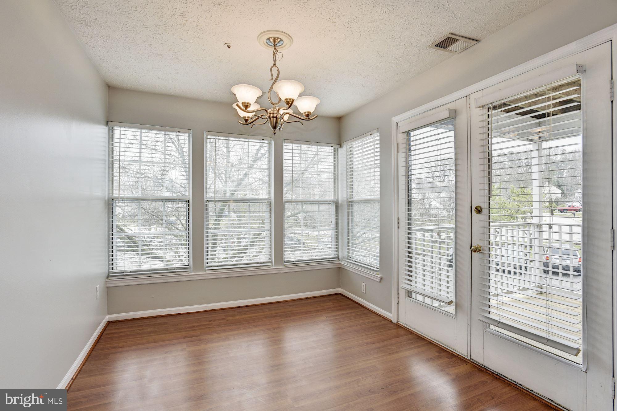 857 Deering Road, Unit 9E Pasadena, MD 21122 - Photo 7 of 18 Dining Room
