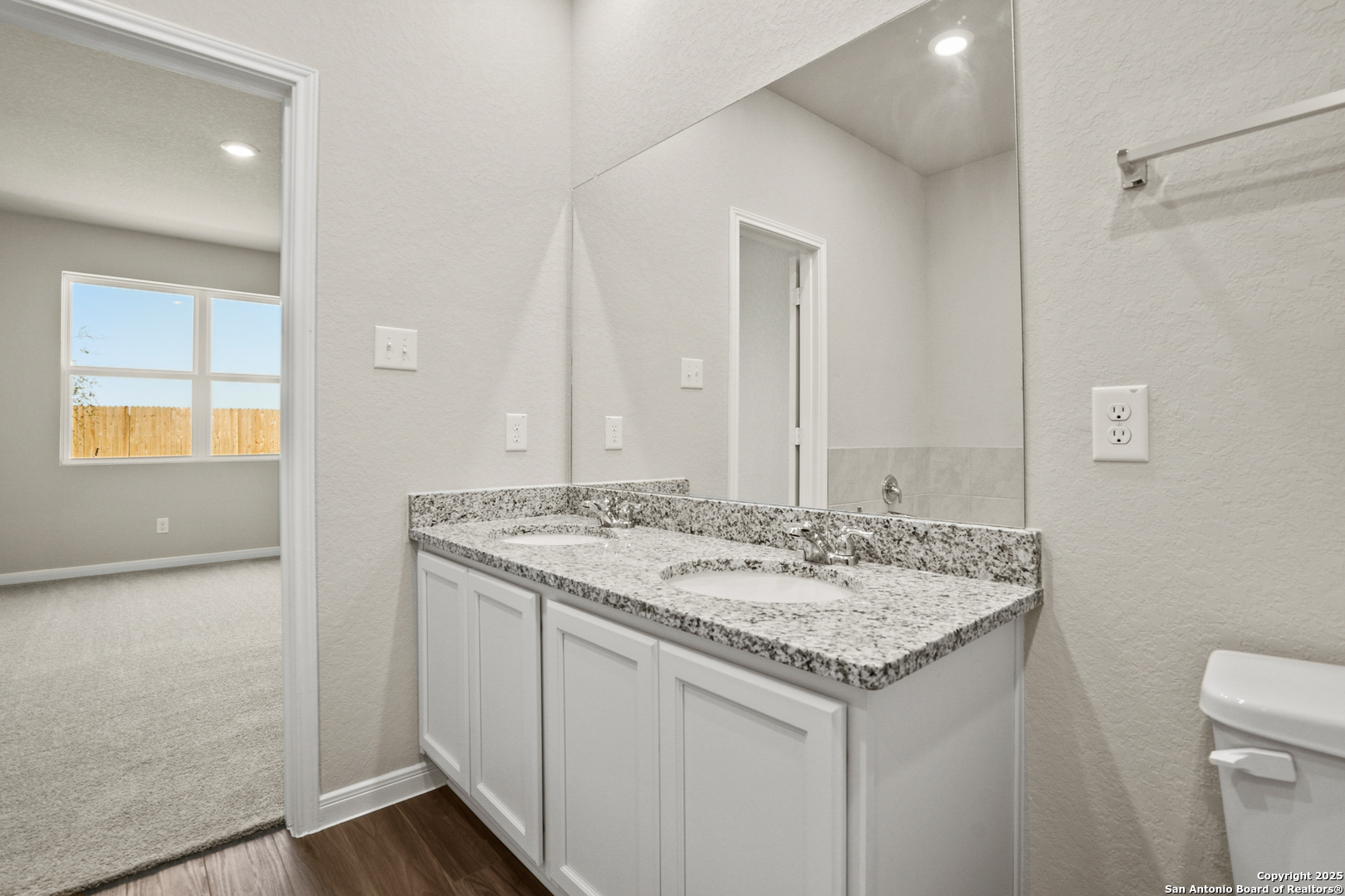 2642 Downsbury Road New Braunfels, TX 78130 - Photo 12 of 33