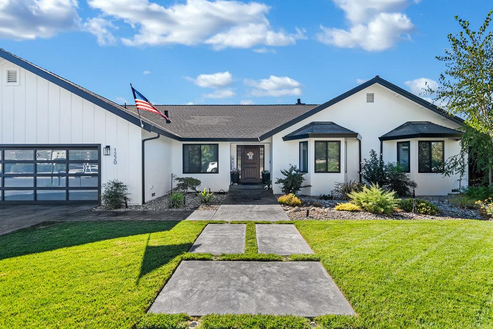 1220 South Ridgemark Drive Hollister, CA 95023 - Photo 4 of 119