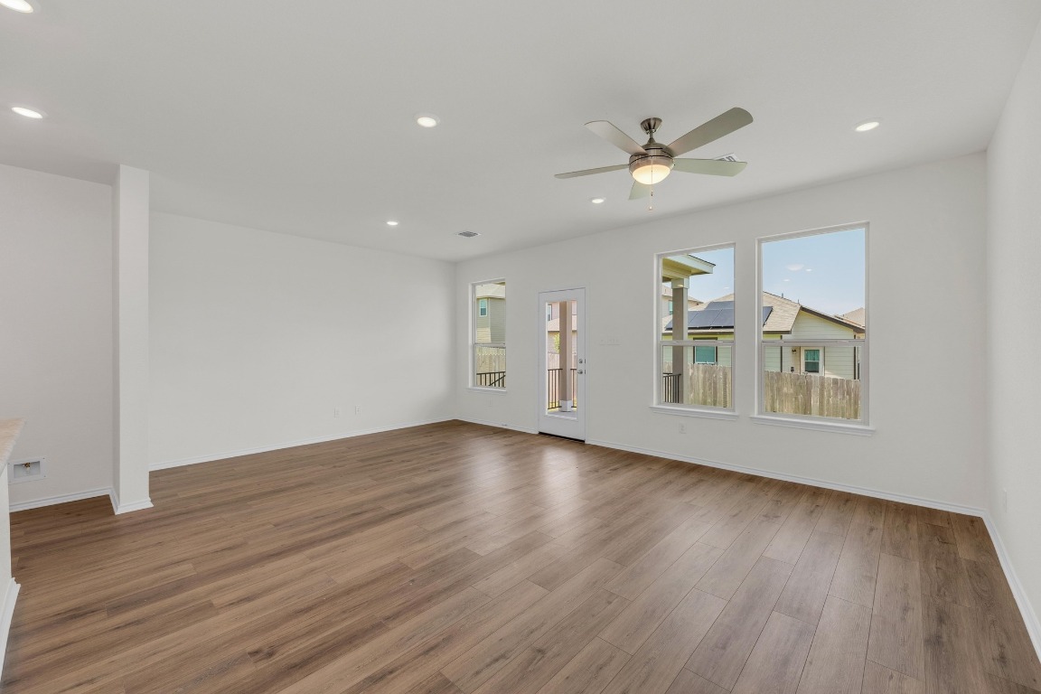 201 Lucky Texan Road Jarrell, TX 76537 - Photo 4 of 40