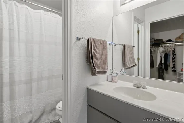 $252,000 | 624 Indian Pointe, Unit 624, Osage Beach, MO 65065