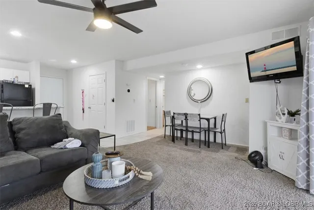 $252,000 | 624 Indian Pointe, Unit 624, Osage Beach, MO 65065