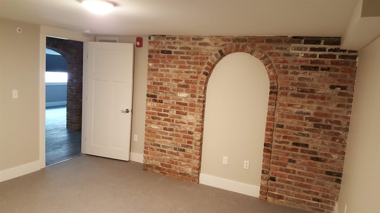3510 Lafayette Road, Unit 1 Portsmouth, NH 03801 - Photo 19 of 32