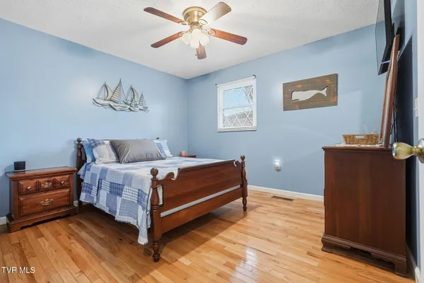 $515,000 | 186 Kelly Coomer Road, Big Stone Gap, VA 24219