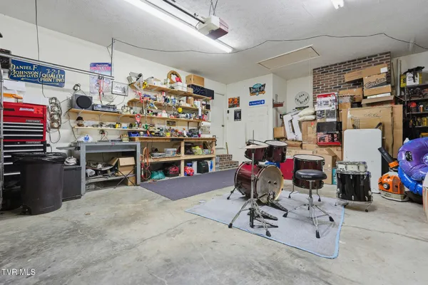 $530,000 | 186 Kelly Coomer Road, Big Stone Gap, VA 24219