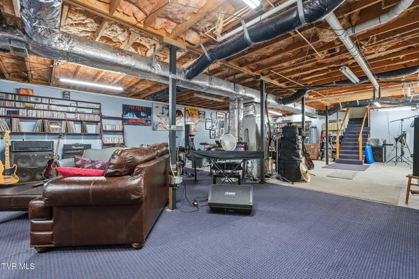 $530,000 | 186 Kelly Coomer Road, Big Stone Gap, VA 24219