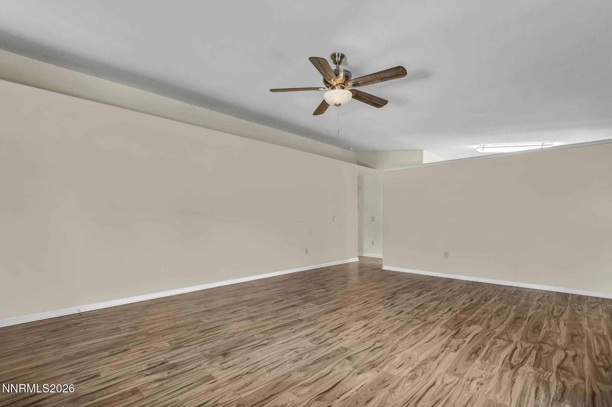 18124 Pasado Court Reno, NV 89508 - Photo 8 of 26 27-web-or-mls-18124-pasado-ct