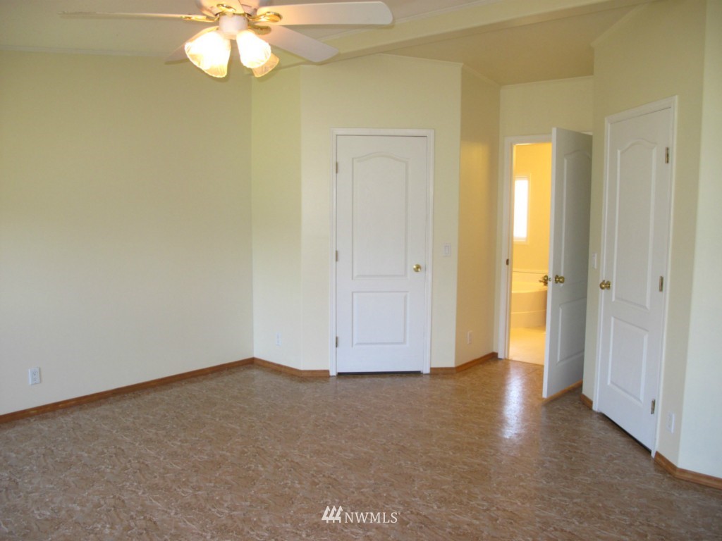 518 North Barr Road Port Angeles, WA 98362 - Photo 11 of 25 Gallery Image 11