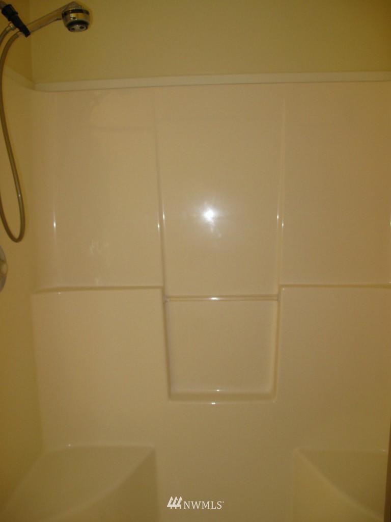 518 North Barr Road Port Angeles, WA 98362 - Photo 13 of 25 Gallery Image 13