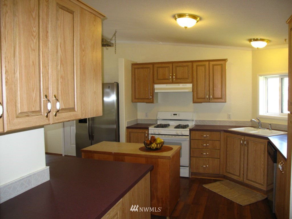 518 North Barr Road Port Angeles, WA 98362 - Photo 7 of 25 Gallery Image 7